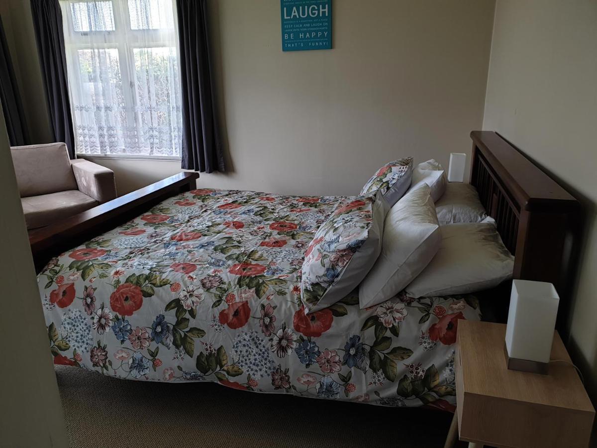 Belvedere House Carterton Екстер'єр фото